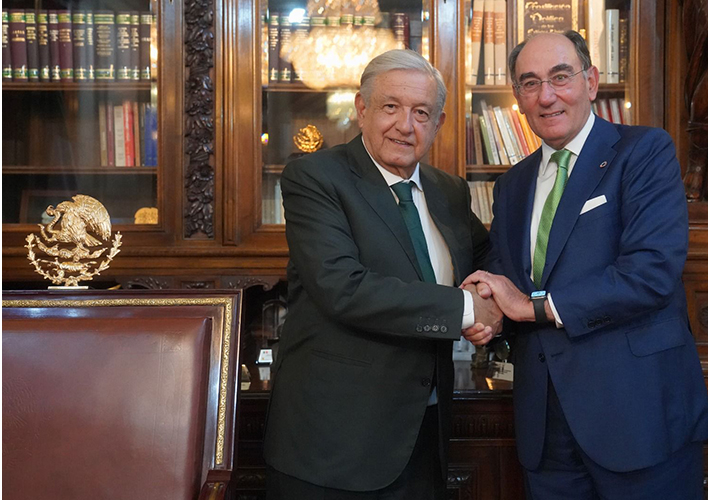 Foto Galán y AMLO se reúnen y anuncian su compromiso con el desarrollo de las energías renovables en México.